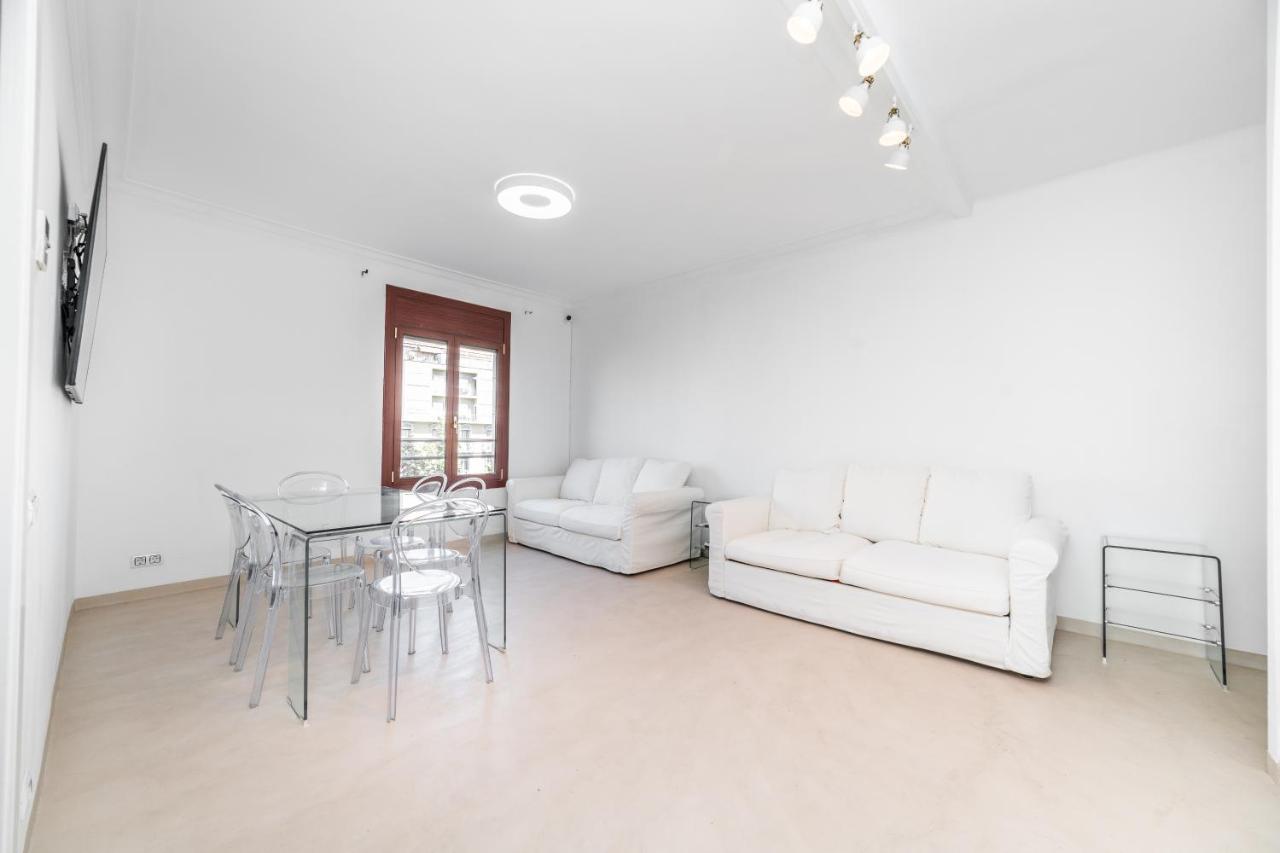 Apartamentos Gran Via 732 Barcelona Zewnętrze zdjęcie