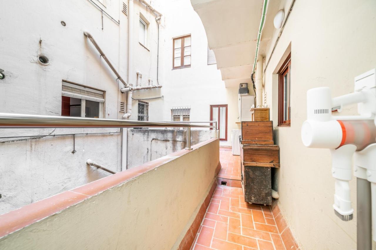 Apartamentos Gran Via 732 Barcelona Zewnętrze zdjęcie